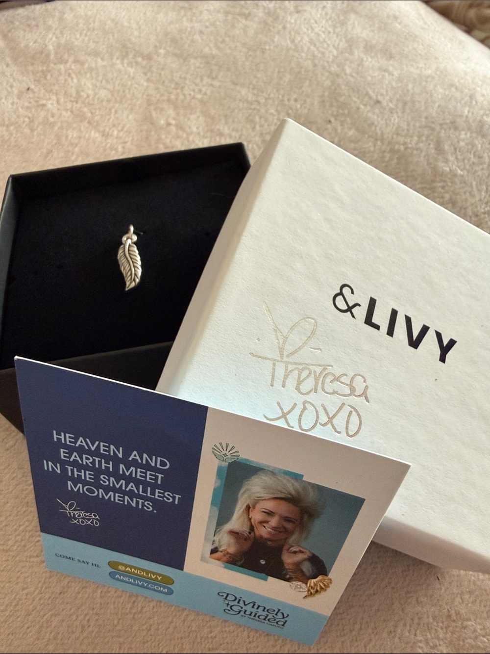 Silver Feather Pendant Necklace - Silver